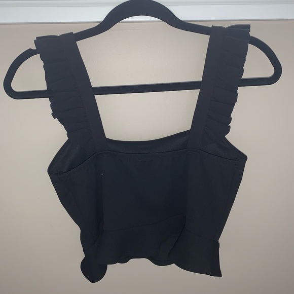 YaYa & Co Black Peplum Style Crop Top - Picture 2 of 2